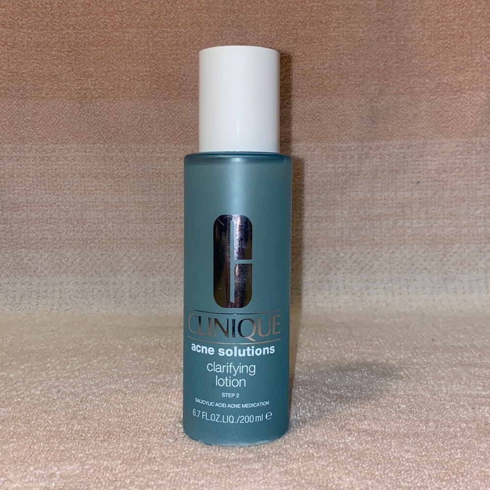 clinique acne solutions clarifying lotion 2 Brand New Never Used.
